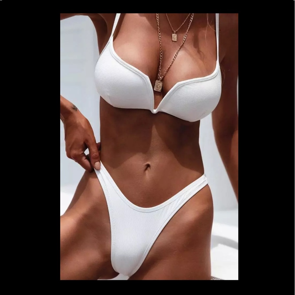 (Last 1) 👙V-wire padded ribbed hi cut bikini 2 piece set swimsuit -LIGHT BLUE - Picture 4 of 5